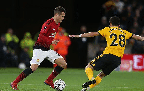 期间显得尤 期间显得尤